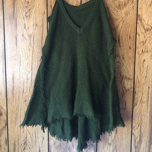 Green knitted long sleeve